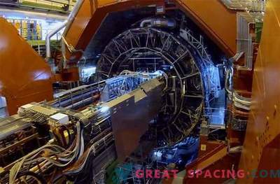 Wycieczka wideo po Wielkim Zderzaczu Hadronów
