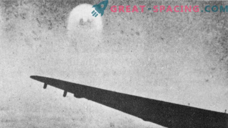 Trucurile lui Hitler sau obiecte neidentificate: ceea ce a provocat piloții militari în 1944