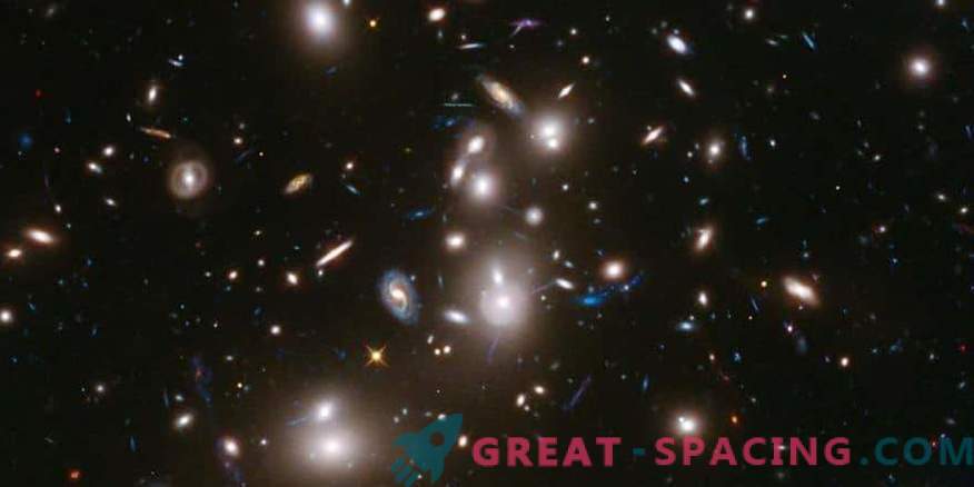 Naukowcy poprawili model powstawania galaktyk i gromad gwiazd