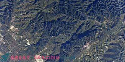 ¡La Gran Muralla China es visible desde el espacio! O no?
