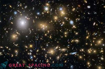 O Telescópio Orbital Hubble descobriu galáxias da época do “amanhecer cósmico”