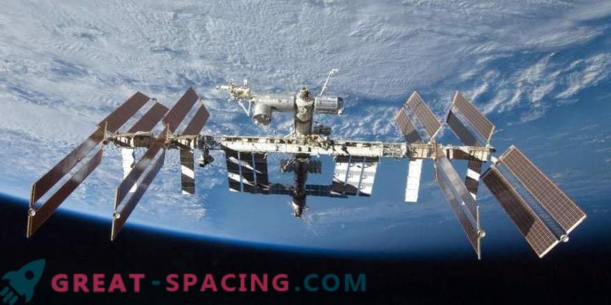 Przedłuż życie stacji orbitalnej: jak długo ISS otrzyma astronautów