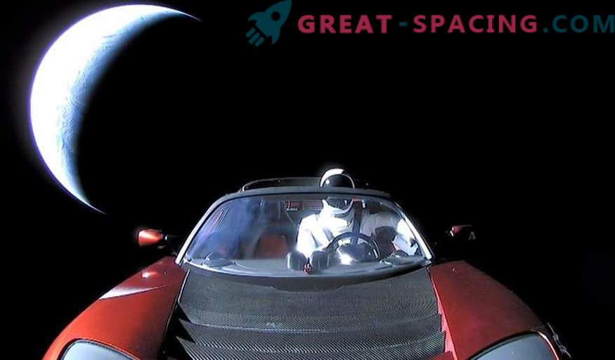 Jak daleko leciał pierwszy kosmiczny pojazd elektryczny Ilona Mask?