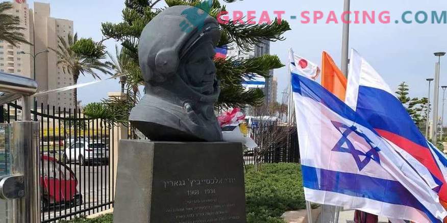 Pomnik Jurija Gagarina wzniesiony w Izraelu