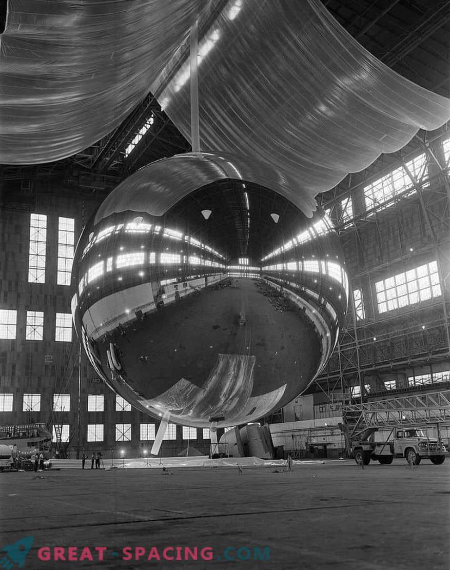 Pierwszym satelitą komunikacyjnym był gigantyczny balon