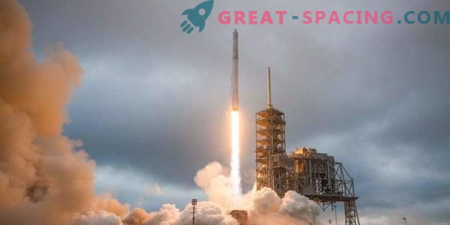 SpaceX pagreitina paleidimą, kad padidintų konkurencingumą