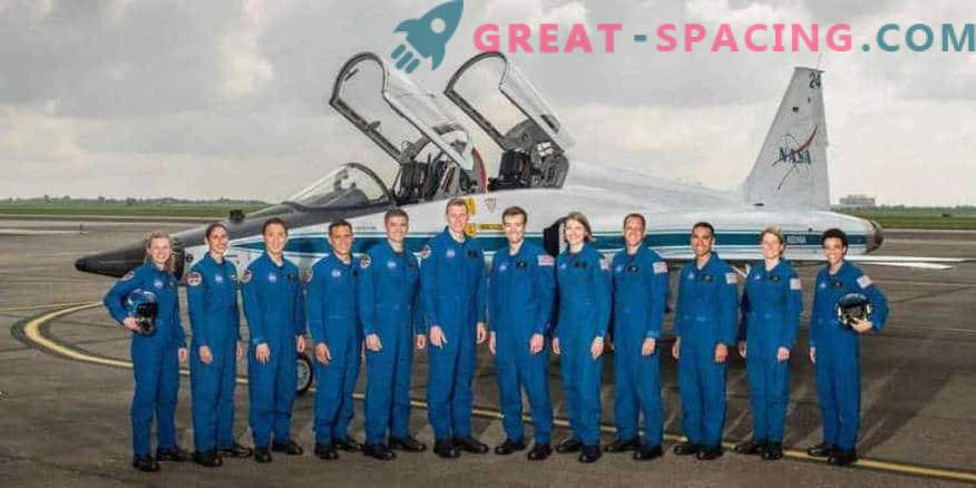 W NASA wybrano kilkunastu nowych astronautów.