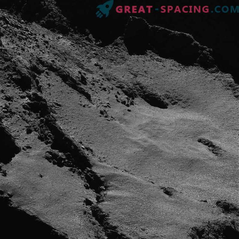 Rosetta kontynuuje badanie komety 67P / Churyumov-Gerasimenko