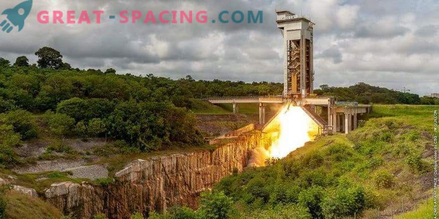 Test rozruchu silnika rakiety Vega-S
