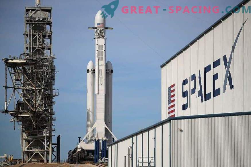 SpaceX planuje po raz drugi wystrzelić rakietę Falcon Heavy