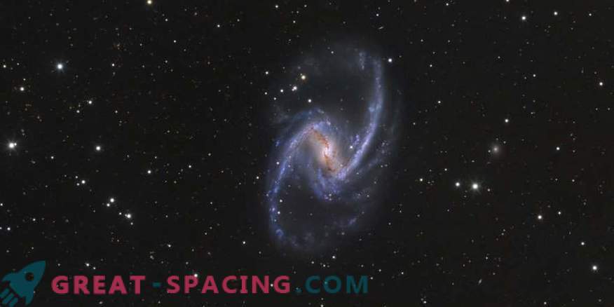 Narodziny gwiazd i przepływ gazu w galaktyce NGC 1365