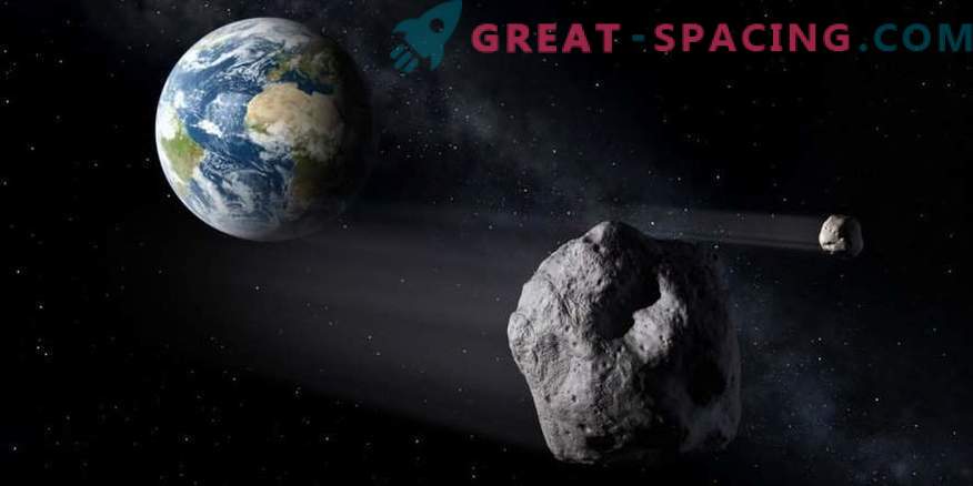 Två satelliter vid asteroiden Florens