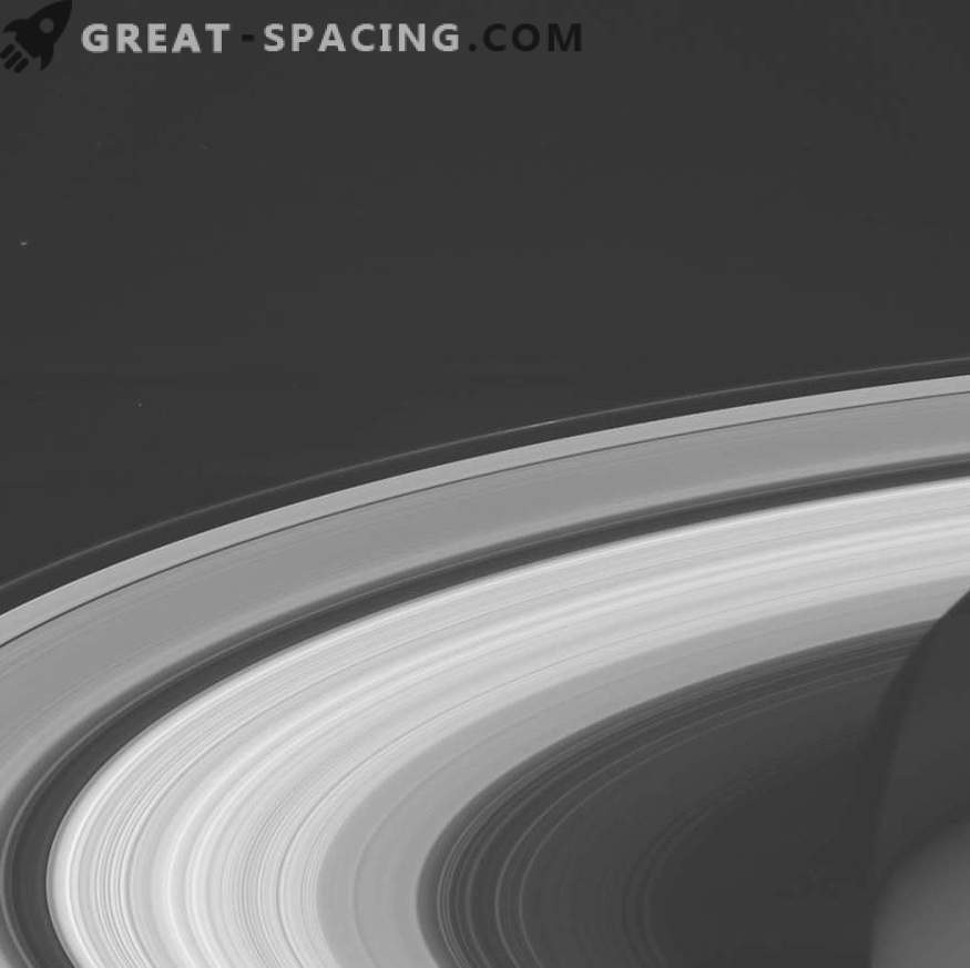 Egzoplaneta wykryta z pierścieniami większymi niż pierścienie Saturna