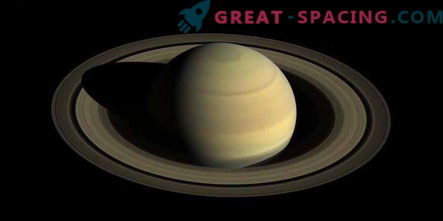 Pierścienie Saturna są piękne, ale nie na zawsze