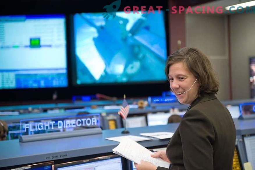 Po raz pierwszy NASA umieszcza lejce w rękach kobiety.