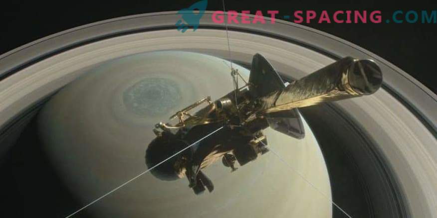 Nowe wideo z pierwszego nurkowania Cassini