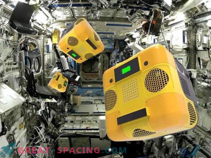 Co robią roboty robotyczne na stacji orbitalnej?
