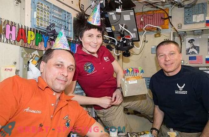 Załoga ISS pozostanie na orbicie, dopóki Rosjanie nie wykryją rakiety