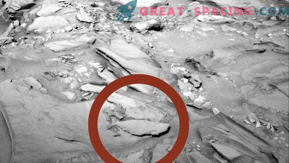 10 vreemde objecten op Mars! Deel 1